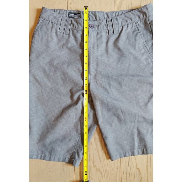 O'Neill Men's Shorts Size 32 Black Delta Plaid Relaxed Fit 11" Inseam Logo Embro - Picture 6 of 7